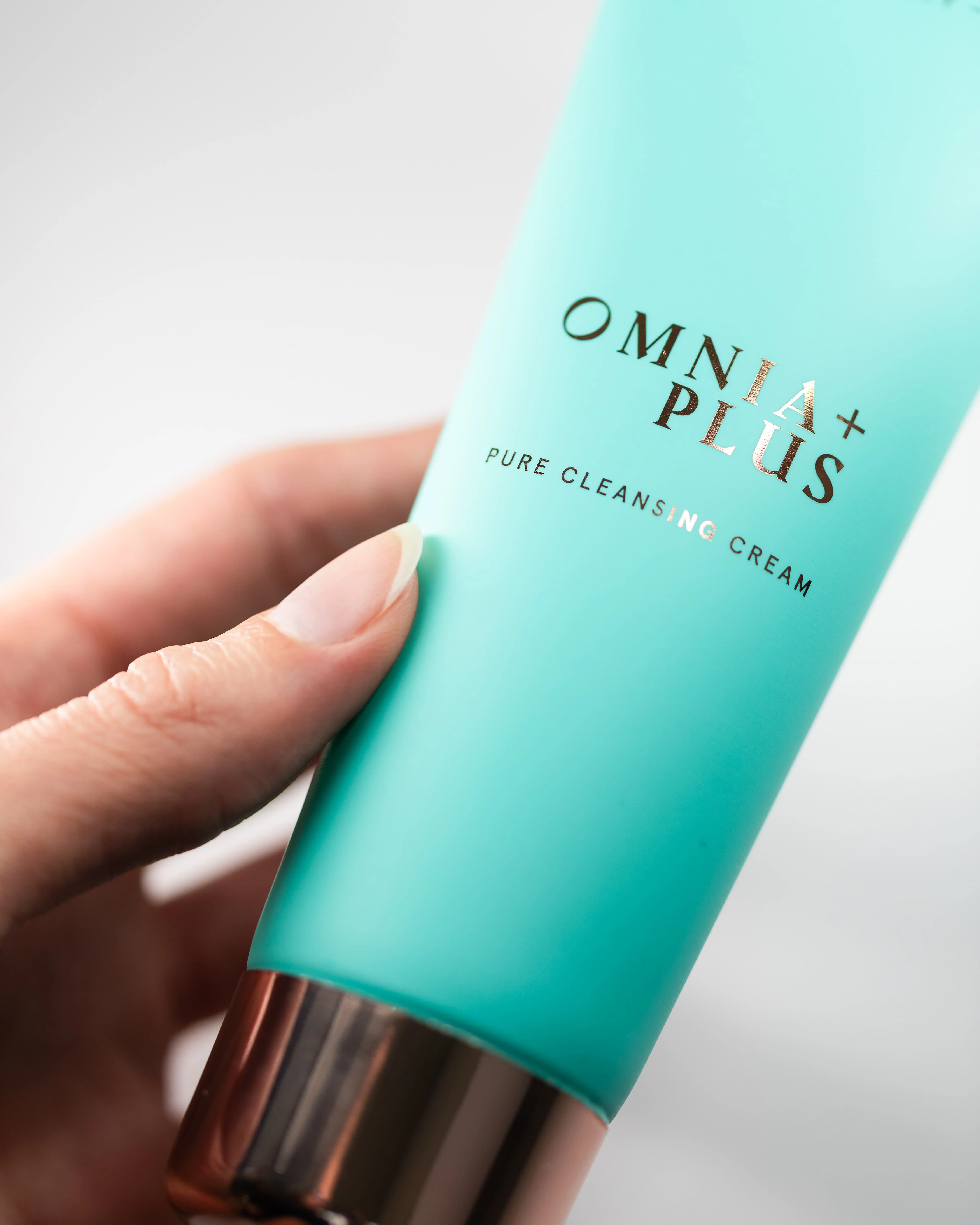 OMNIA PLUS PURE CLEANSING CREAM - Image 3